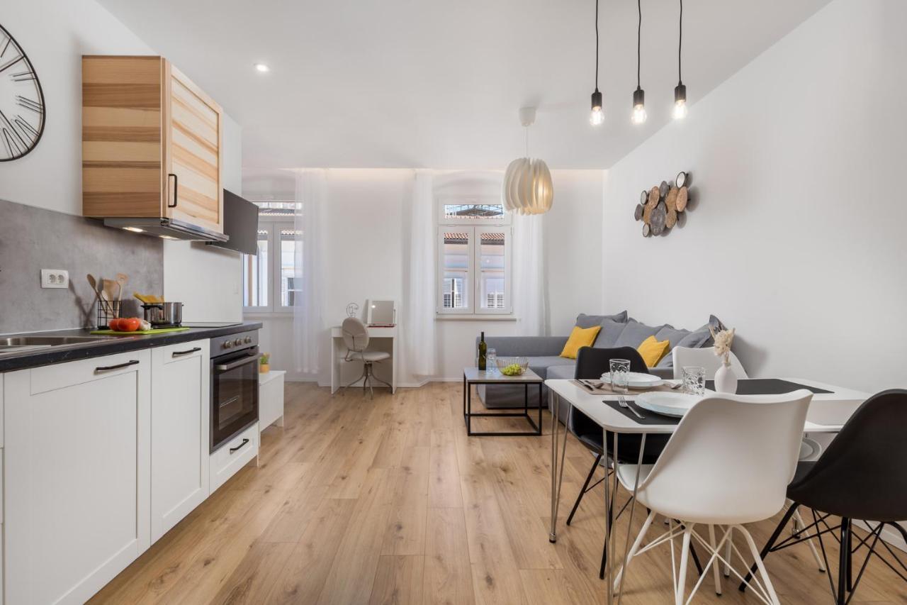 Cozy On Korzo Apartments 리예카 외부 사진